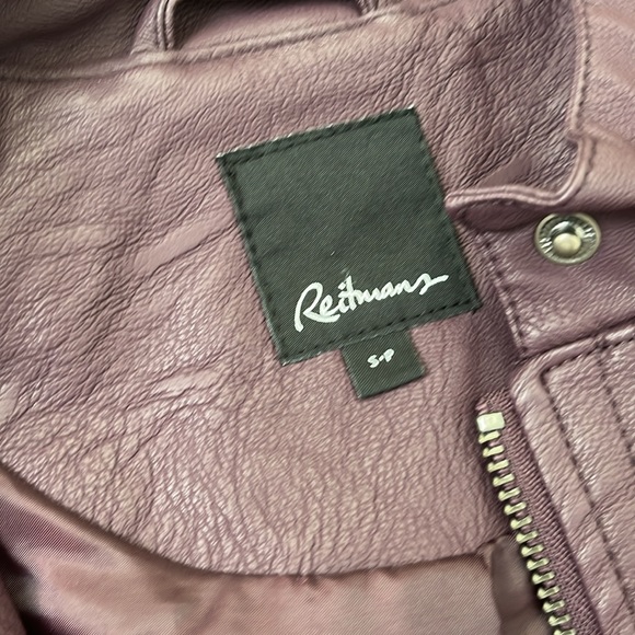 Women’s small pleather jacket in a soft plum colour. Like new. - Picture 6 of 7